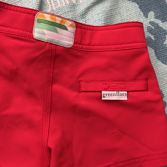 Size 10 Greenlines swim board shorts with adjustable waist and rainbow sides - Picture 2 of 3